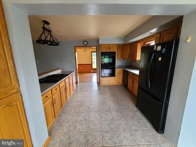7362 Windmill Rd, Greencastle, PA 17225 - photo 4