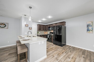 8510 Bartletts Harbor Ct, Houston, TX 77040 - photo 6