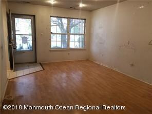 34 Keith Ct, Kendall Park, NJ 08824 - photo 4