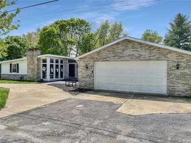 24 Lou Juan Dr, Glen Carbon, IL 62034 - photo 3