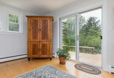 2 Pleasant Valley Ave Cape-large-008-003