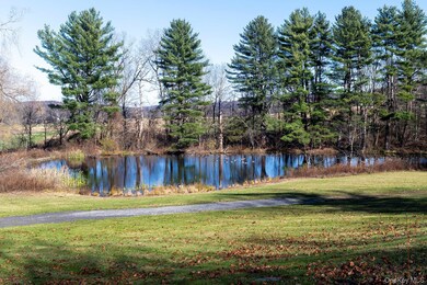 58 On the Green unit 60, Verbank, NY 12585 - photo 4