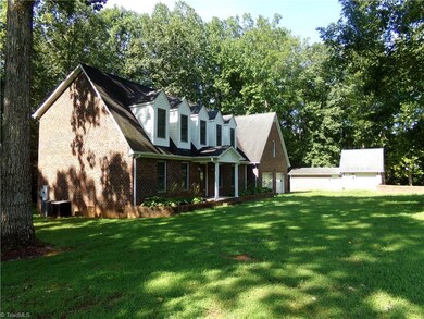 1809 Spoons Chapel Church Rd, Asheboro, NC 27205 - photo 5