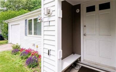 1 Reardon Dr, Middletown, RI 02842 - photo 3