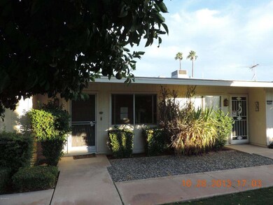 10905 W Santa fe Dr, Sun City, AZ 85351 - photo 5