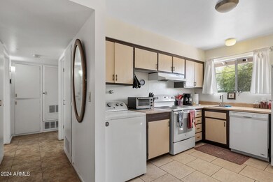 14_11815_N_111th14_mls