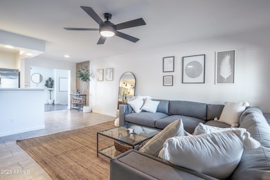 6545 E 1st St unit 6, Scottsdale, AZ 85251 - photo 2