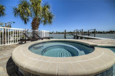8601 E Bay Dr, Treasure Island, FL 33706 - photo 4