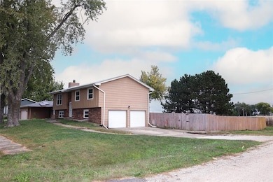 1102 31st St, Perry, IA 50220 - photo 5