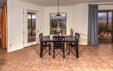 Dinette Area
