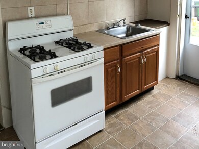 710 N Grantley St, Baltimore, MD 21229 - photo 6