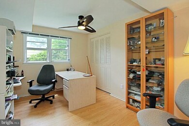 9212 Kristin Ln, Fairfax, VA 22032 - photo 2