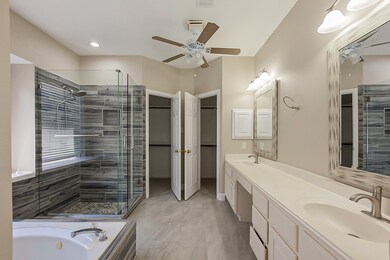 7542 Almond Springs Dr, Houston, TX 77095 - photo 6