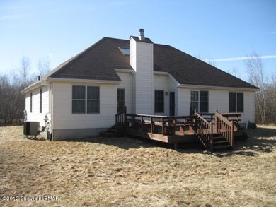 90 Russell Ct, Effort, PA 18330 - photo 3