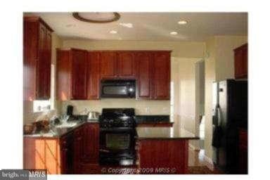 5613 Heritage Hills Cir, Fredericksburg, VA 22407 - photo 2