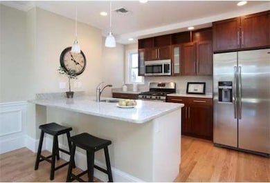 42 Winthrop St, Charlestown, MA 02129 - photo 4