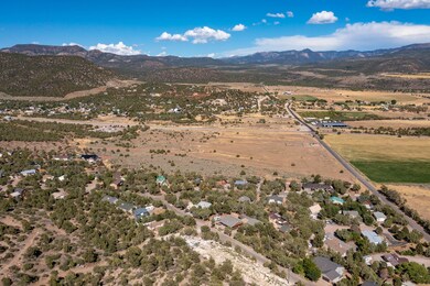 127-Sundance Kid Lot