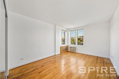 34-25 150th Place unit 3E, Flushing, NY 11354 - photo 5
