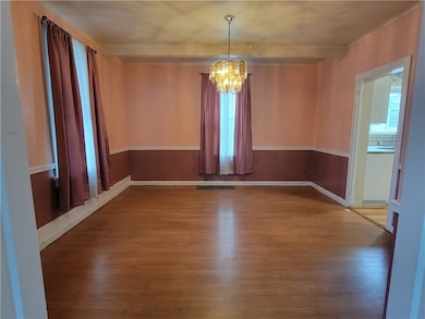 1318 5th Ave, Coraopolis, PA 15108 - photo 5