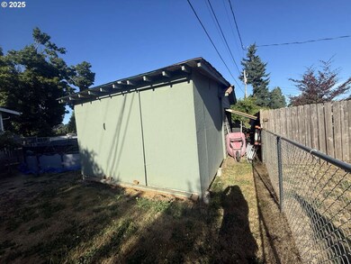 425 S 39th Place, Springfield, OR 97478 - photo 4