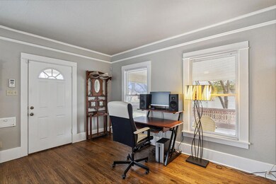 202 Bellevue Dr, Cleburne, TX 76033 - photo 7