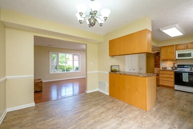 1142 Chestnut Dr, Harrisonburg, VA 22801 - photo 4