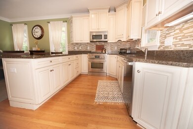 2 Benton Rd unit 3, Somerville, MA 02143 - photo 6