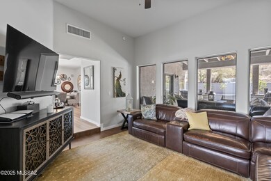 07-Living Area