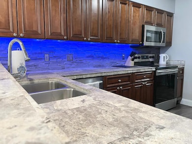 5dff5241-e8dc-476f-9f86-9fde3fcefa74