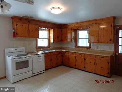 17301 Diane Dr, Hagerstown, MD 21740 - photo 6