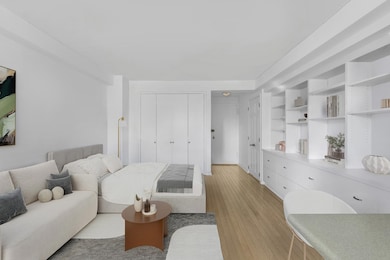 The Frost House unit 17G, New York, NY 10065 - photo 3