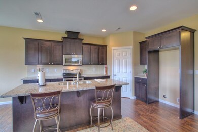 908 Boatman Ave NW unit 8, Orting, WA 98360 - photo 6