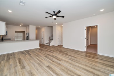 2237 Headrick Rd, Bessemer, AL 35022 - photo 7