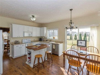 11843 Stepping Stone Dr, Fishers, IN 46037 - photo 6