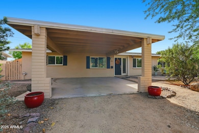 8231 E Jackrabbit Rd, Scottsdale, AZ 85250 - photo 4