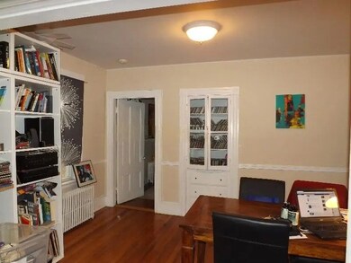 48 Teel St unit 1, Arlington, MA 02474 - photo 2