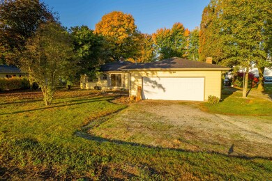 825 N Independence St, Windfall, IN 46076 - photo 4