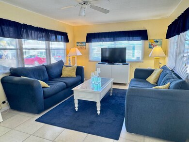 1100 Curlew Rd, Dunedin, FL 34698 - photo 4