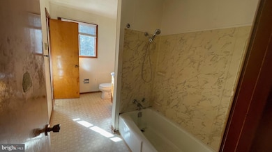 110 Hazelton Dr, Keyser, WV 26726 - photo 4