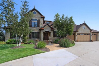 HC FRONT OF HOME4