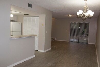 7680 Melissa Ct N, Jacksonville, FL 32210 - photo 5