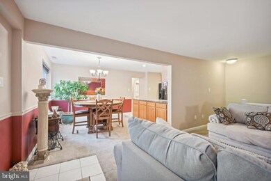 1553 Creekside Rd unit B21, Whitehall, PA 18052 - photo 5