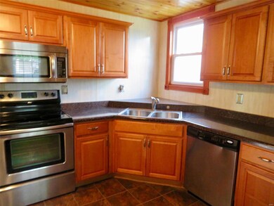 Corner sink, built in stainless appliances
