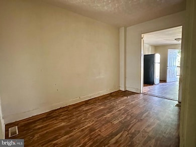 3218 W Belvedere Ave, Baltimore, MD 21215 - photo 4