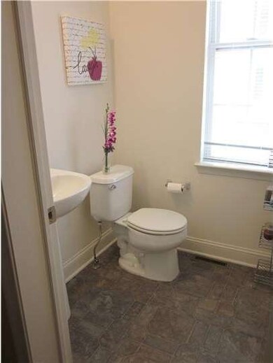 117 Mcmullen Cir, Wilmington, DE 19802 - photo 6