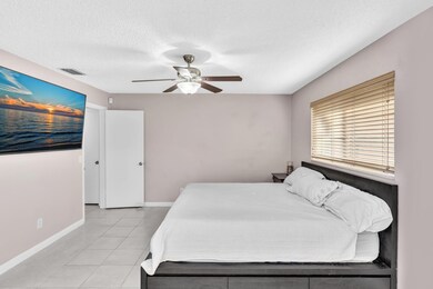 3668 E Forge Rd unit 4, Davie, FL 33328 - photo 4