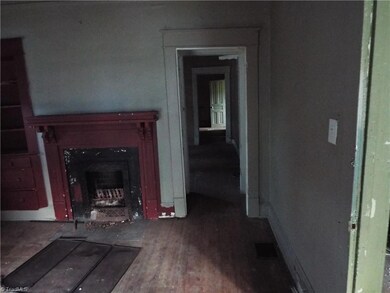 417 Cable St, High Point, NC 27260 - photo 5