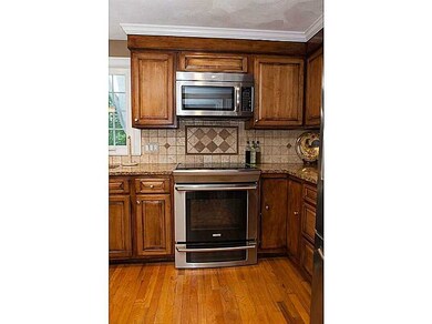 8 Baldwin Dr, Greenville, RI 02828 - photo 7