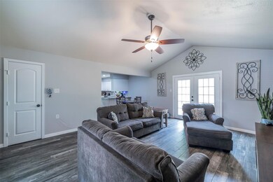 603 State St, Weatherford, TX 76086 - photo 4