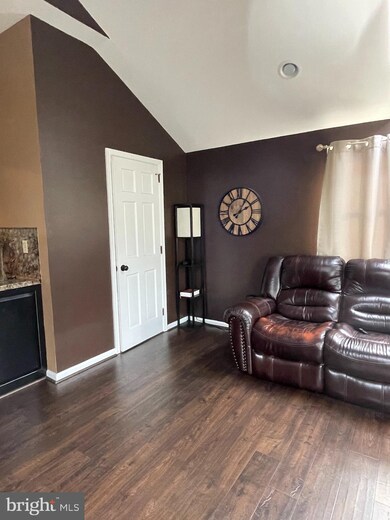 106 Harmil Rd, Broomall, PA 19008 - photo 3